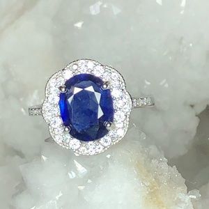 Oval Sapphire Ring